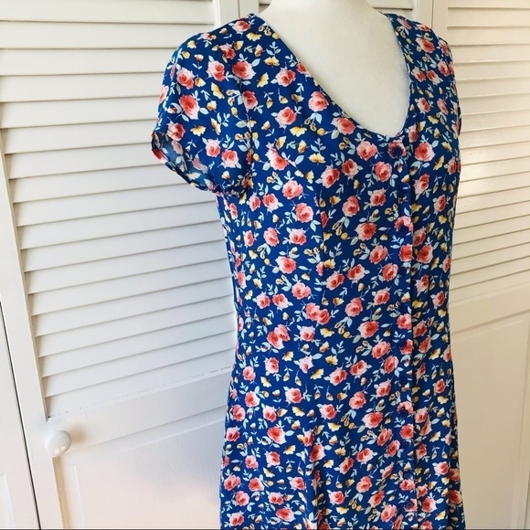 New BAND OF GYPSIES Blue Floral Button Down Dress Size Small - Picture 3 of 10